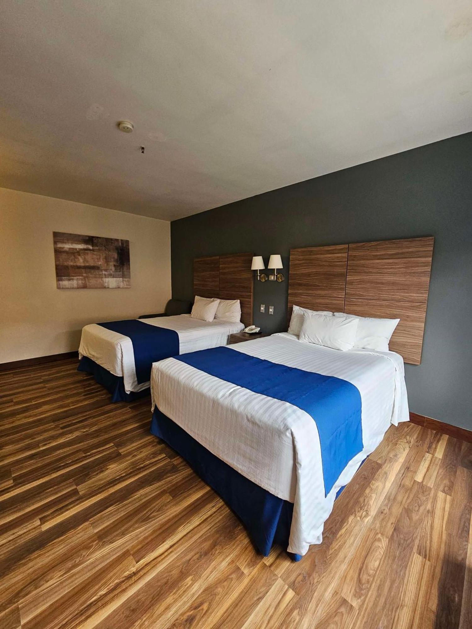Best Western Plus Chihuahua Aeropuerto Exterior photo